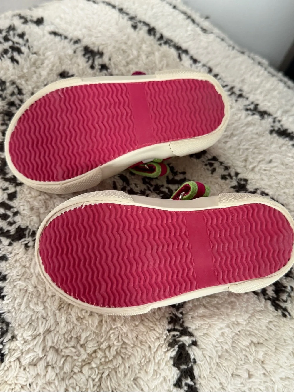 Skechers Girls Hot Pink Polka Dot Mary Janes with Lime Trim